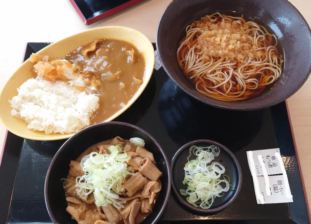 朝セットカレー 単品もつ煮