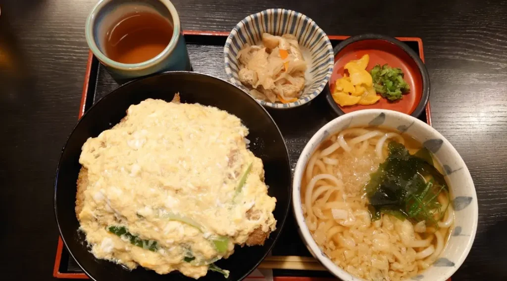 カツ丼定食