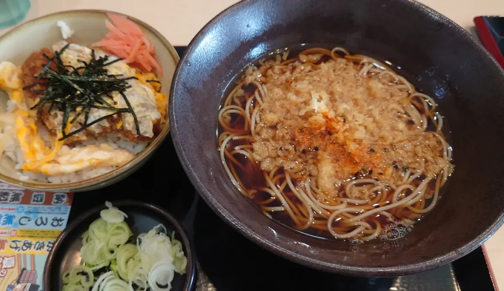 温そば・ミニかつ丼セット