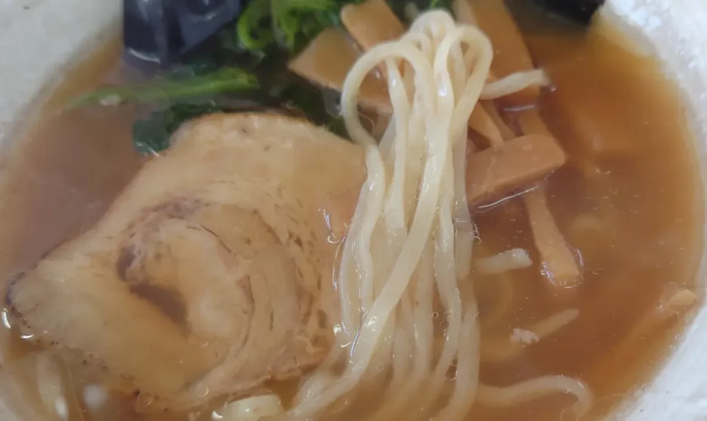 特製ラーメン 麺